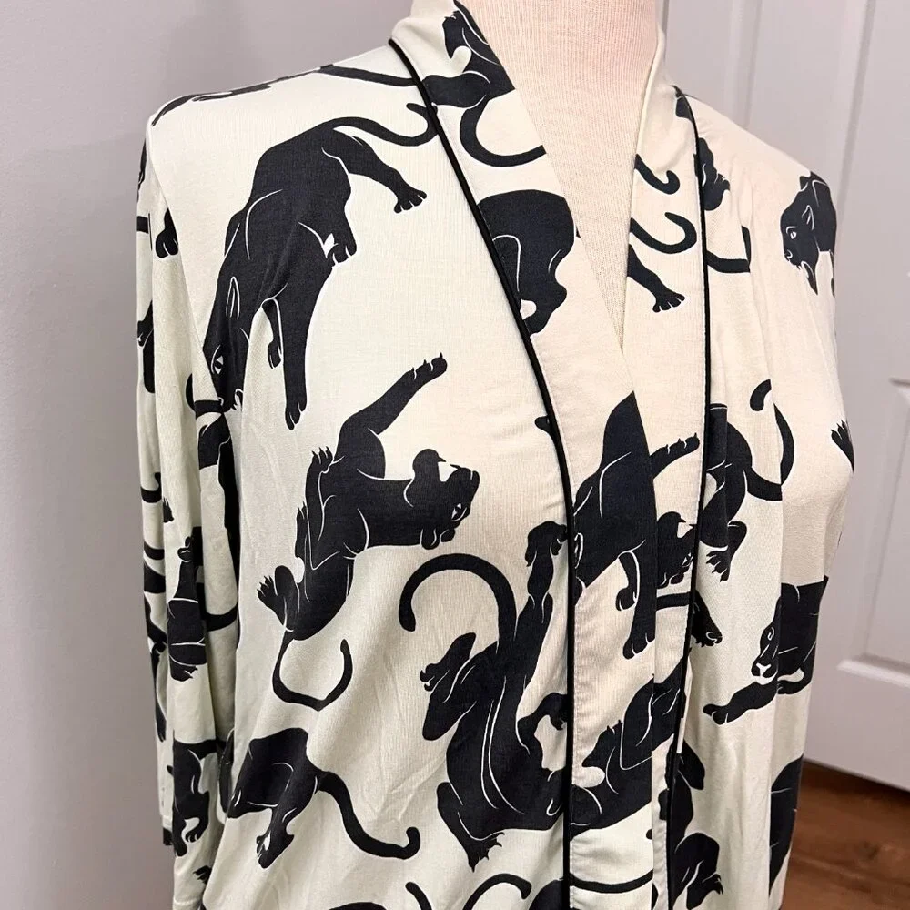 Kilo Brava Panther Short Loungewear Robe Sz L